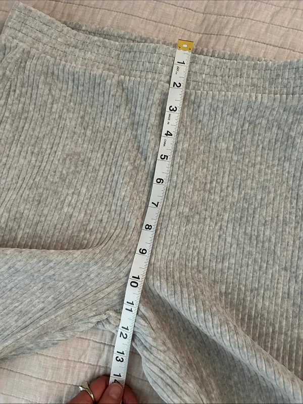 Aerie groove on velour light grey high rise pull on flare lounge pants M - Image 9