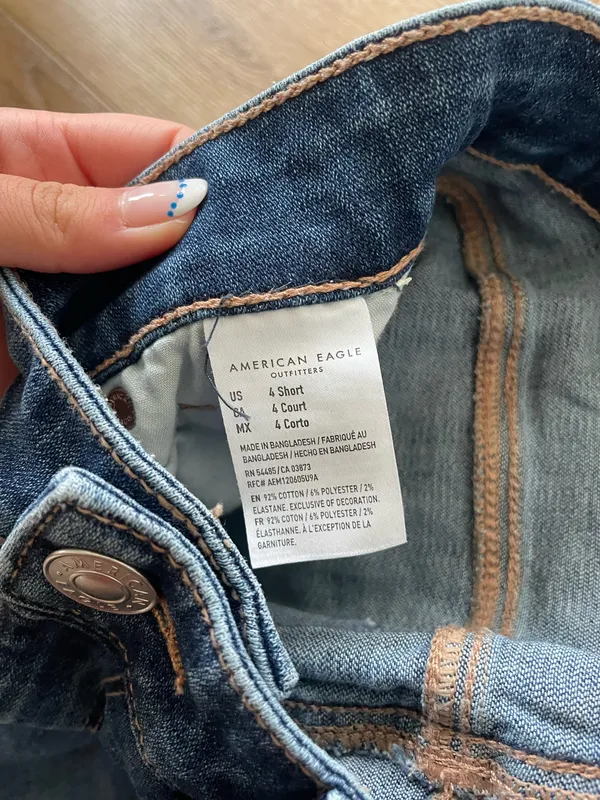 American Eagle Low-Rise Bootcut Jeans - Image 2