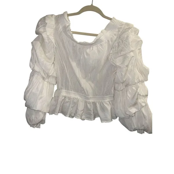 ✨Guess Celestine Off The Shoulder Sz Small Top✨ - Image 6