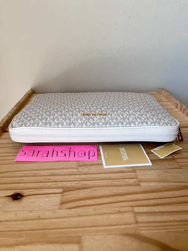 Michael Kors Laptop Case - Image 6