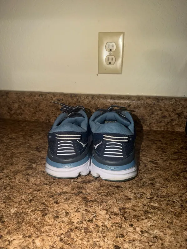 Hoka Bondi 7 Sneakers - Image 3