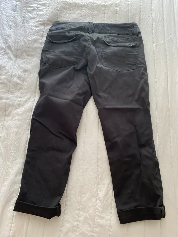 American Eagle Capris - Image 2