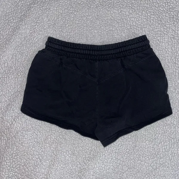 Gymshark Shorts - Image 7