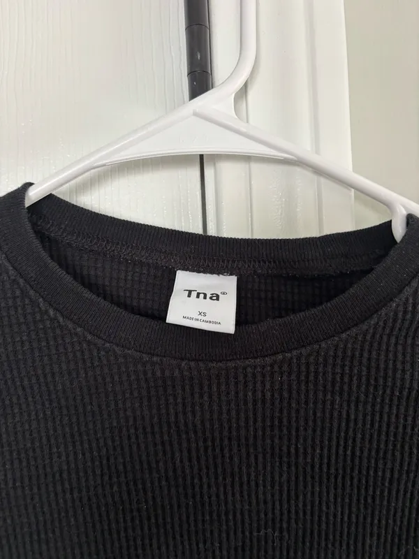 Aritzia TNA Long Sleeve Waffle - Image 2