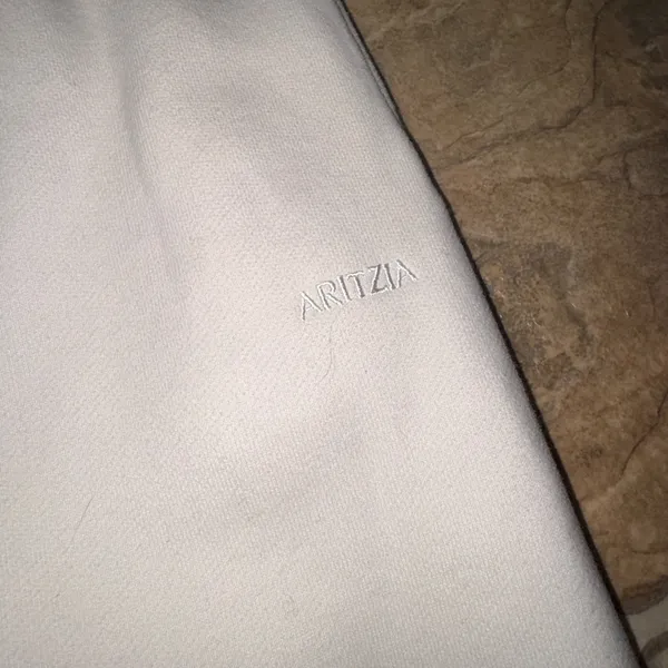 Aritzia cream Joggers - Image 2