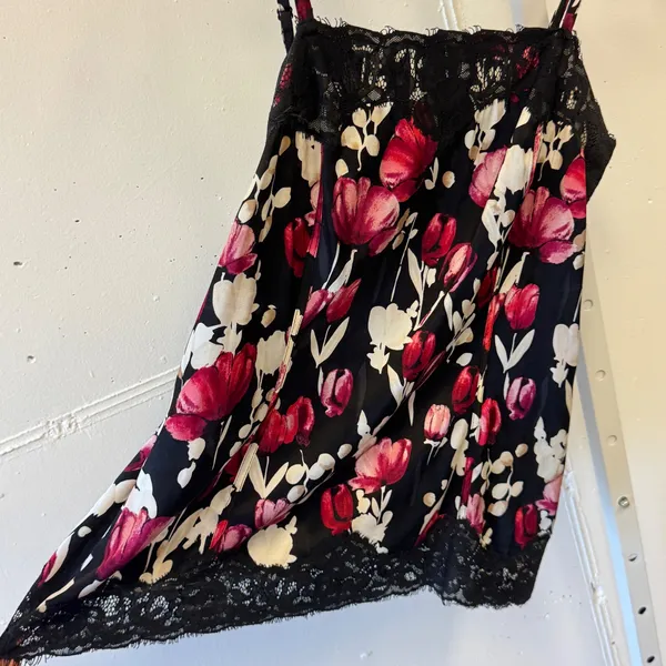 White‎ House Black Market Silk Blend Floral Lace Trim Camisole Top Black Pink Sm - Image 5