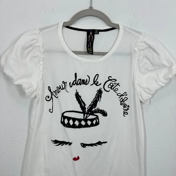 Forever 21 Y2K White Graphic Tee with Puff Sleeves French Dancer Beaded Size Medium - Image 3