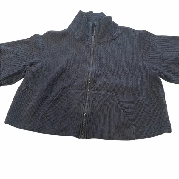 Lululemon Textured Cropped Jacket Zip Up Black Women's Size‎ M/L - Image 10