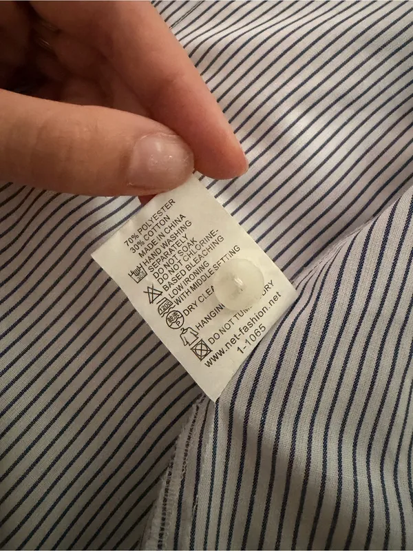 Classic Women's Blue and White Pinstripe Button-Down Shirt - Image 7