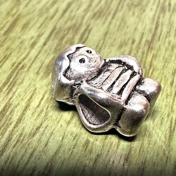 Silver tone boy charm - Image 7