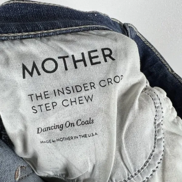 Mother The Insider Crop Step Chew Distressed Denim Jeans in Dancing‎ on Coals 24 - Image 11