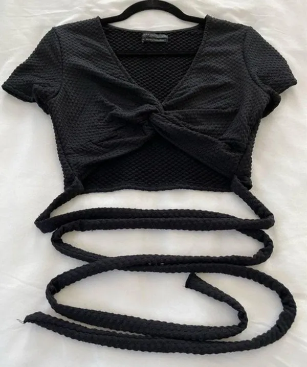 Urban Outfitters Black Tasha Twist Front Wrap Crop Top Black Size Large - Image 4