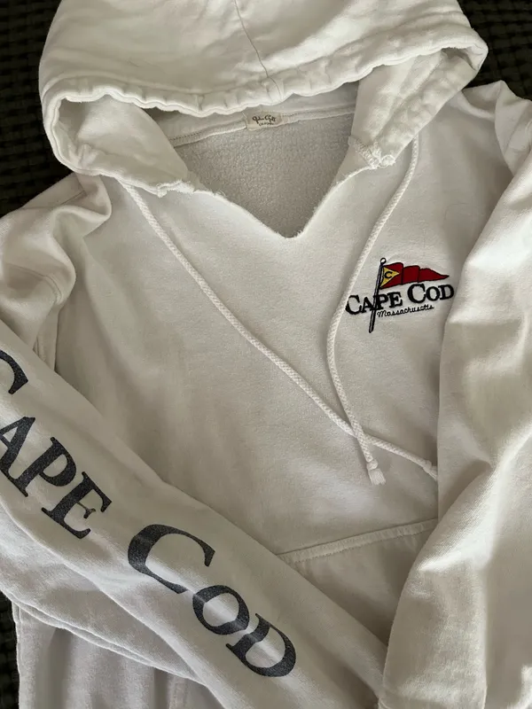 Brandy Melville John Galt White Cape Cod Hoodie - Image 5