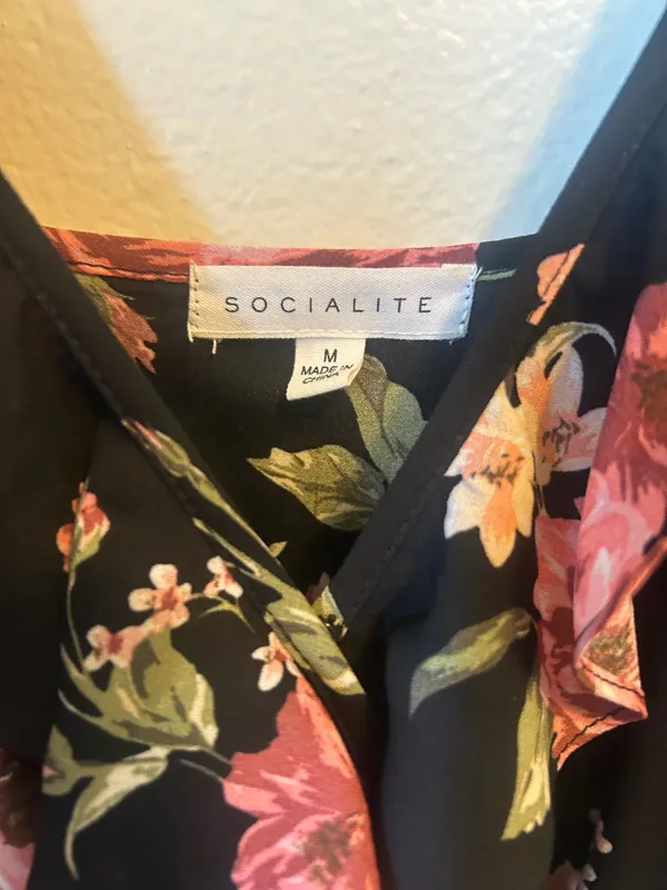 Socialite Black Floral Long Dress - Image 4