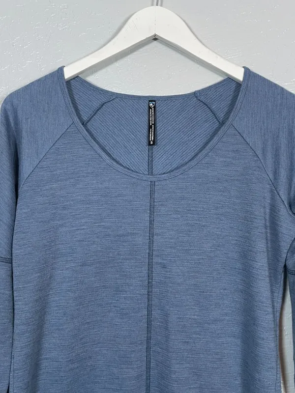Kuhl Women S Blue Long Sleeve Wool Blend Shirt Scoop Neck Granola Crunchy - Image 3