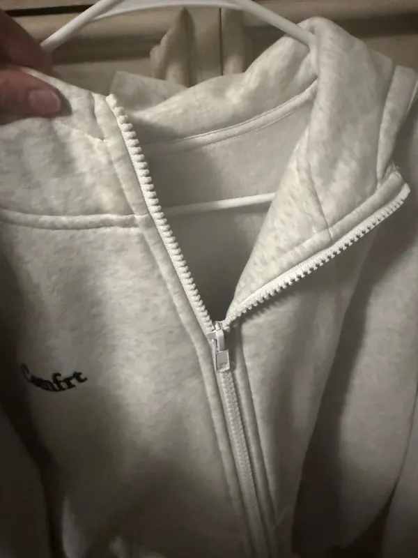 COMFORT zip up hoodie Gray - Image 4