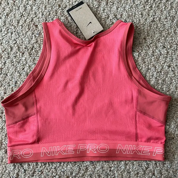 NWT NIKE PRO Dri-FIT Women's Cropped Training Tank - Image 4