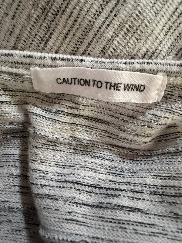 Caution To The Wind Woman’s Romper Size Medium - Image 6