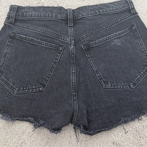 AF black denim shorts with raw edges - Image 5