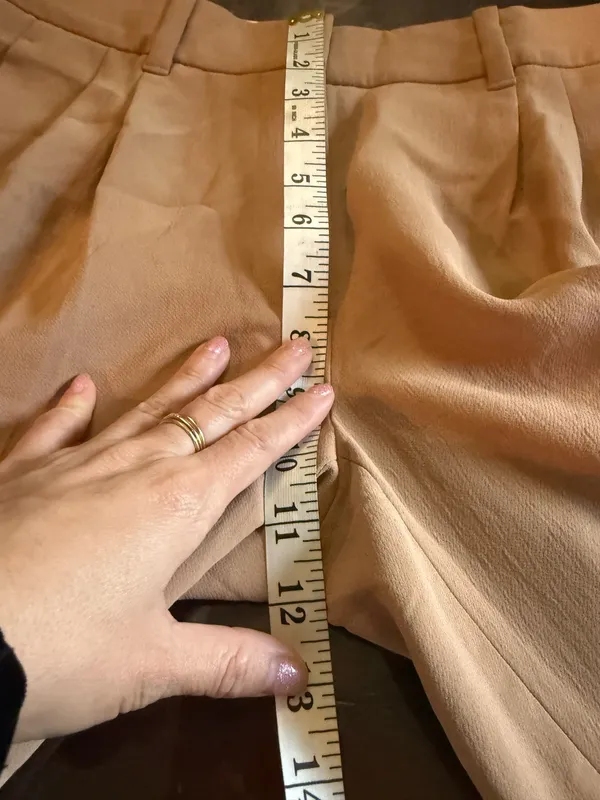 Aritzia The Effortless Pant Taupe Lengh Full, Rise Low, Leg Wiide Size 4 - Image 10