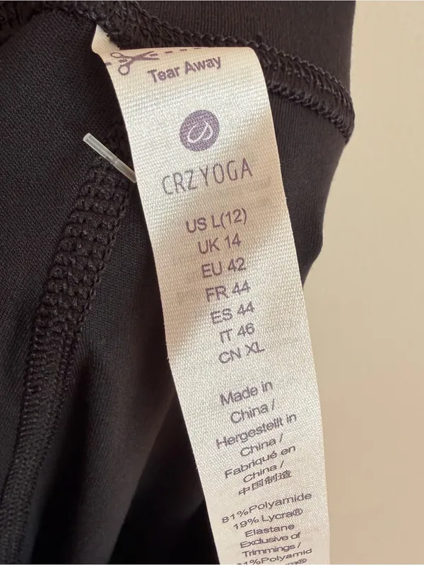 NWT CRZ YOGA Butterluxe High Waisted Capri Leggings Pockets Black Large L - Image 5