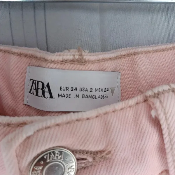 Zara Faded pink Frayed Hem High-Rise Coquette Festival Casual Jean shorts - Image 5