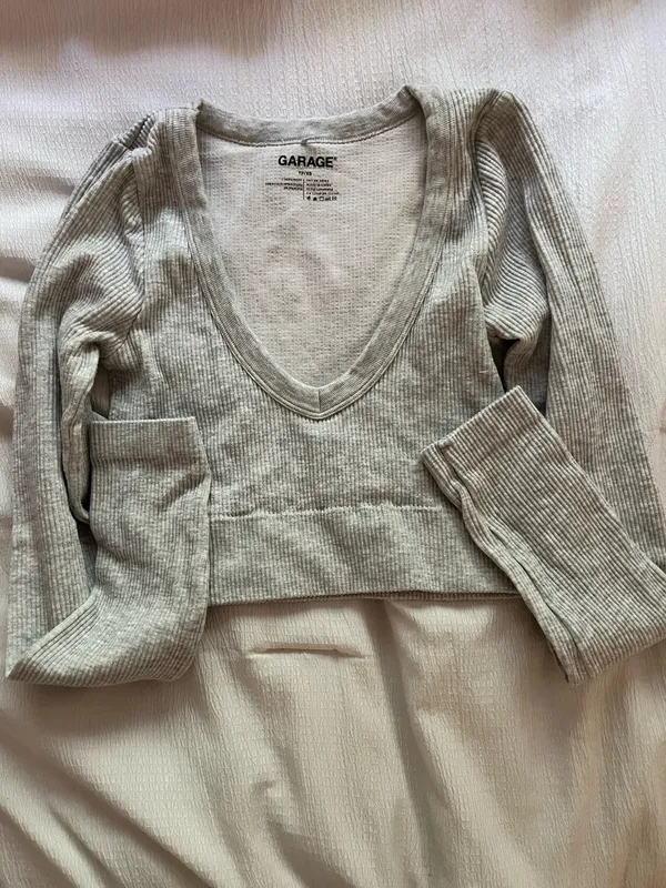 Garage Grey Crop Top - Image 2
