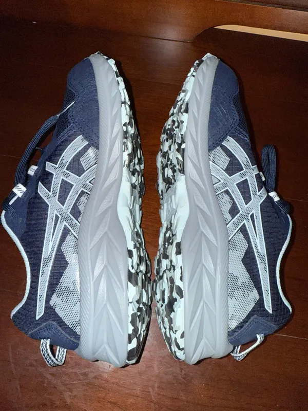 ASICS Women’s Sneakers blue size 9 - Image 3