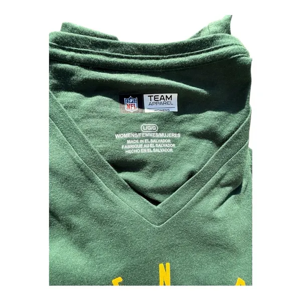 Green Bay Packers NFL Women’s V-Neck Team Apparel T-Shirt Size L NWT - Image 3
