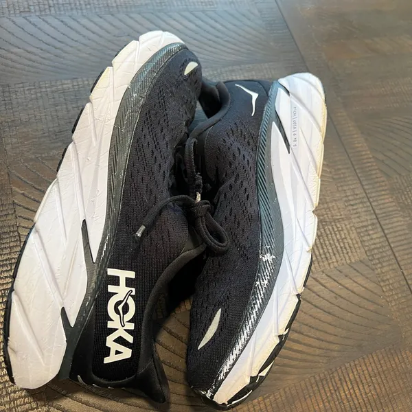 Hoka Clifton 8 black and white shoes size 8.5 B women - Image 10