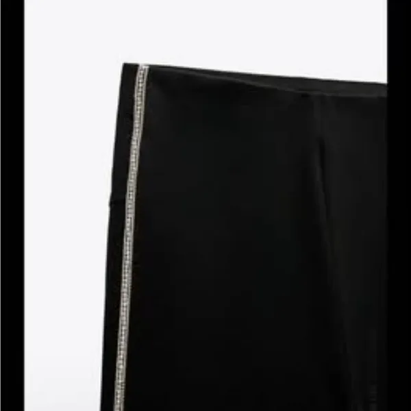 NWT ZARA Black High-Waisted Leggings with Rhinestone Side Stripe - Size XL - Image 4