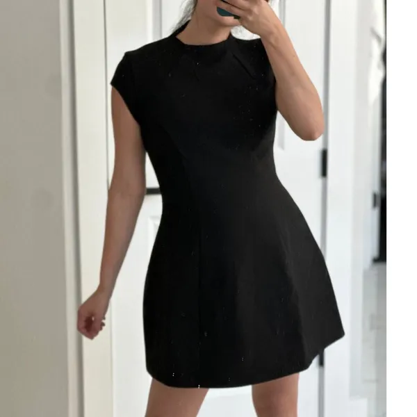 Bardot delphi hourglass mini dress in black - Image 2