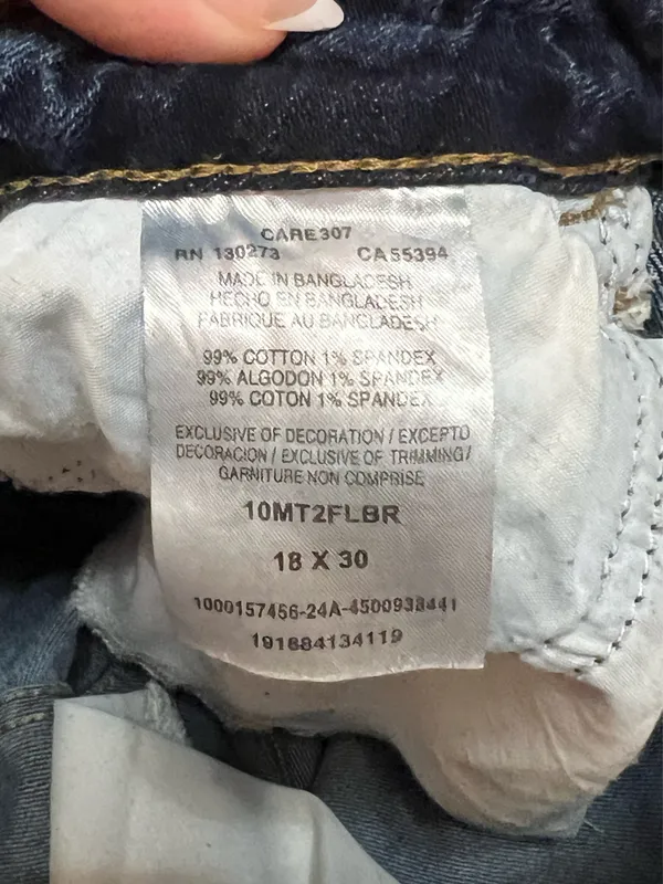 Wrangler Flare High-Rise Jeans Women’s - Image 6