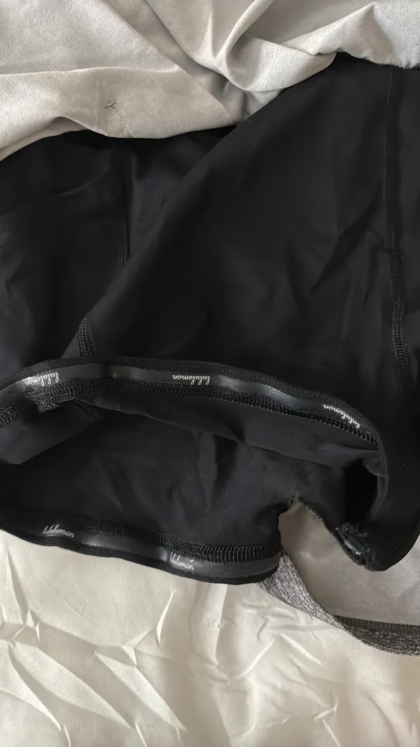 Grey lululemon skirt  - Image 4