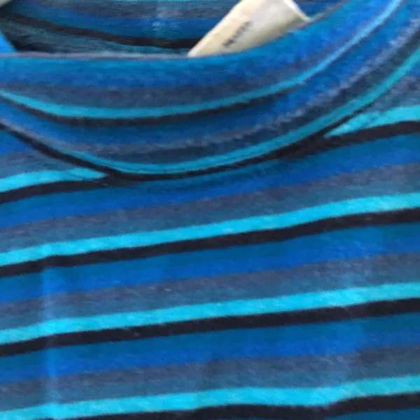 FINAL MARKDOWN Ladies St. John’s bay top medium - Image 3