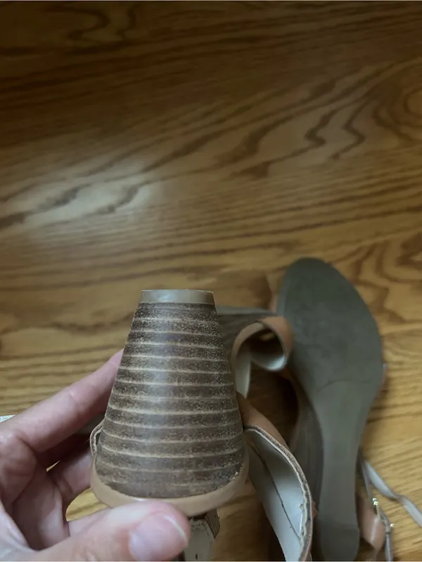 Franco Sarto Wedge Leather Sandals - Image 4