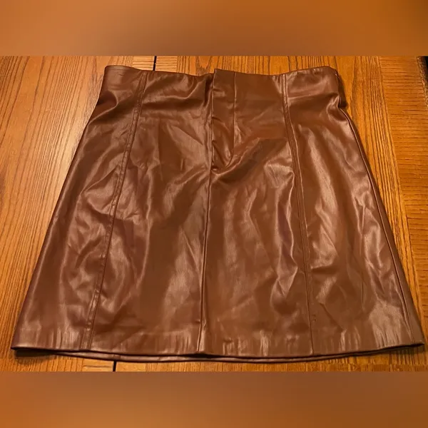 ZARA Brown Vegan‎ Faux Leather Pronounced Seams High Waisted Mini Skirt Size XXL - Image 6