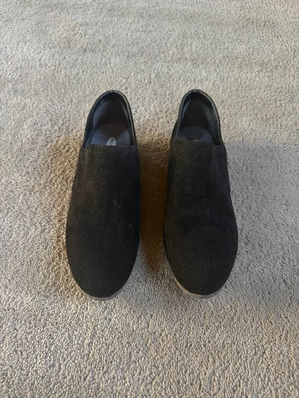 Dr. Scholl’s Black Perforated Ankle Booties – Size 8 - Image 3