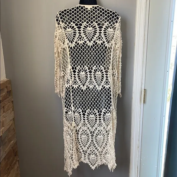 Sky and Sparrow Cream Lace Swim Coverup with Scalloped Edges size S/M - Image 6