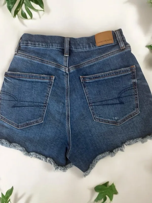 American Eagle Curvy 90’s Boyfriend Denim Shorts Size 2 - Image 2