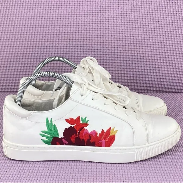 G.H. Bass & Co. Siri Floral Embroidered Lace Up Sneaker White 9‎ - Image 3