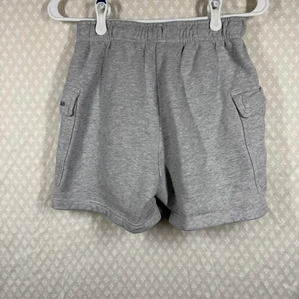 Aritzia TNA Heather Grey‎ Cozy Fleece Mega Fit Sweatfleece Shorts - Image 6