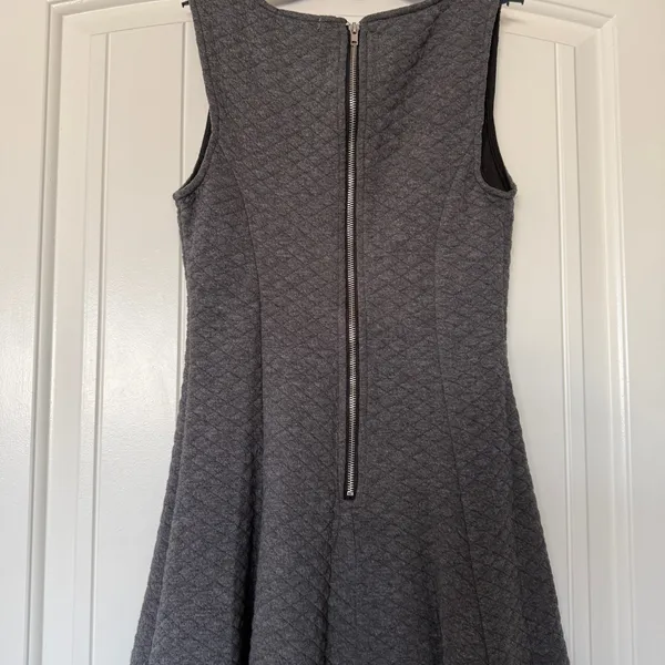 ✨ Minimalist Charcoal Quilted Skater Dress - Image 4