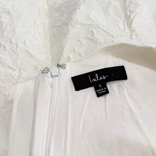 Lulus Unique Perfection White Floral Jacquard One-Shoulder Mini Dress size Small - Image 8