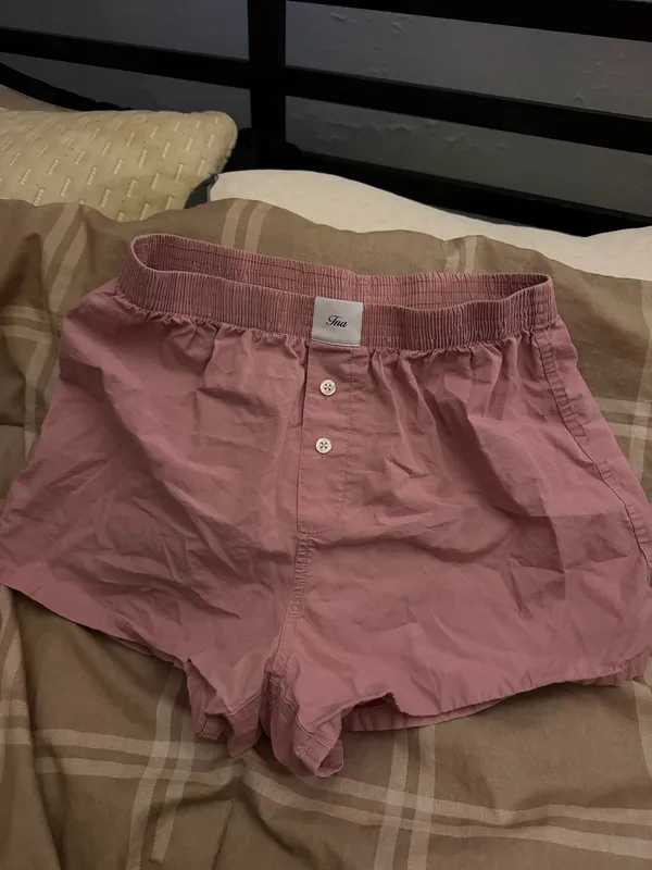 Aritzia TNA Dally Poplin Boxer Short - Image 4