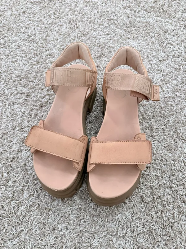 UGG platform sandals - Image 2