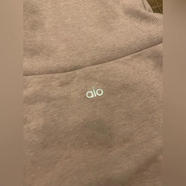 Alo Yoga Clarity Long Sleeve sweater knit top turtleneck pink classic fall S $98 - Image 4