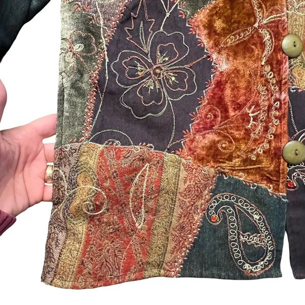 Vintage Womens Artsy Velvet Denim Patchwork Tapestry Jacket Size S Boho - Image 6