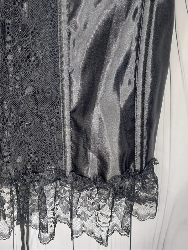 Lover's Lane Black Lace Satin Vintage Style Gothic Grunge Y2K 90's Corset Top - Image 2