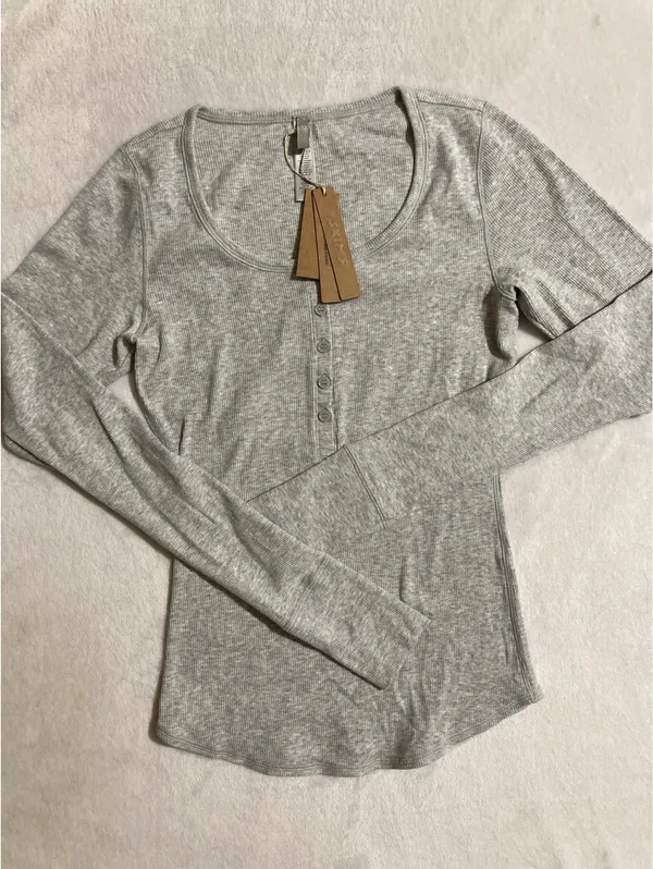 SKIMS Cotton Rib Scoop Henley S - Image 2